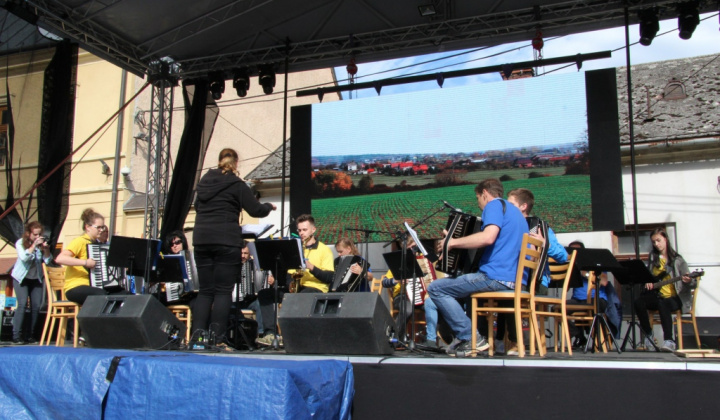 Šport a Kultúra / II. FESTIVAL RUDOHORIA