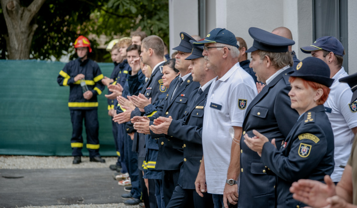 Šport a Kultúra / Posvätenie HASIČSKEJ ZBROJNICE V ŠEMŠI - foto