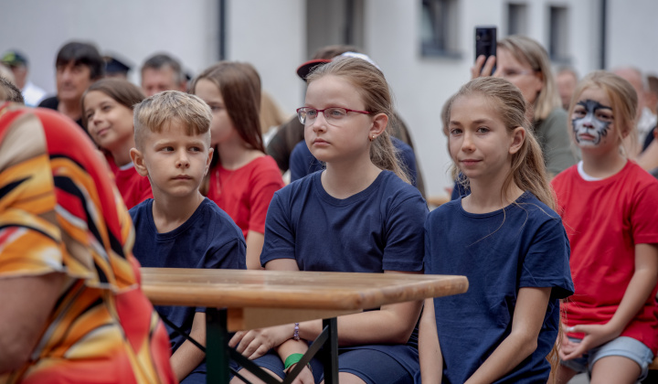 Šport a Kultúra / Posvätenie HASIČSKEJ ZBROJNICE V ŠEMŠI - foto
