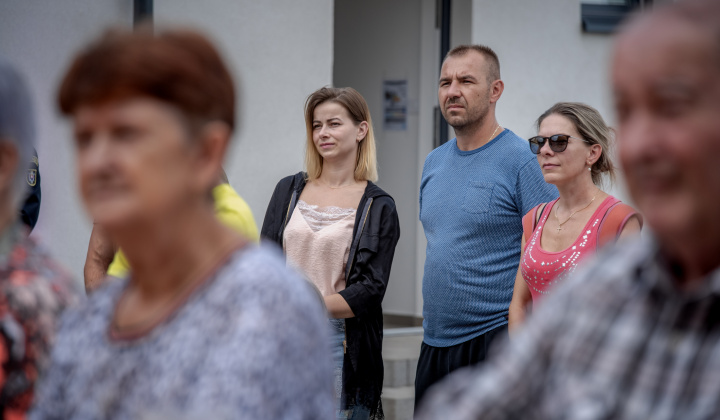 Šport a Kultúra / Posvätenie HASIČSKEJ ZBROJNICE V ŠEMŠI - foto
