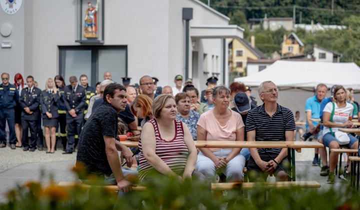 Šport a Kultúra / Posvätenie HASIČSKEJ ZBROJNICE V ŠEMŠI - foto