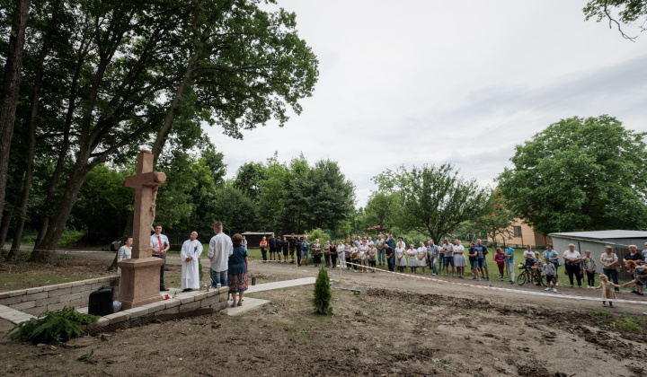 Šport a Kultúra / Posvätenie kríža 2021 - foto