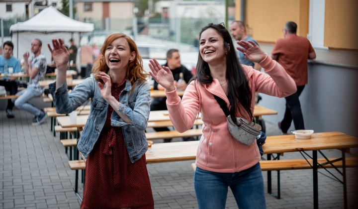 Šport a Kultúra / Stavanie mája a májová veselica 2022 - foto