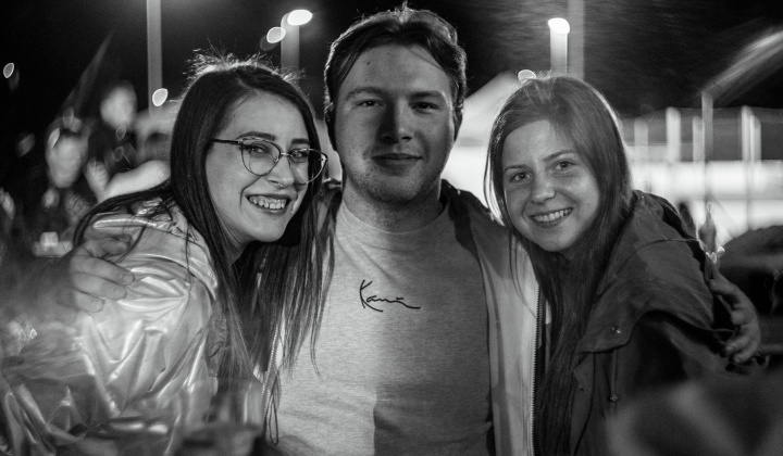 Šport a Kultúra / Stavanie mája a májová veselica 2022 - foto