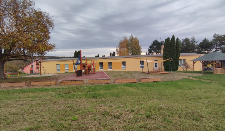 Detské ihriská a hracie prvky v MŠ Šemša