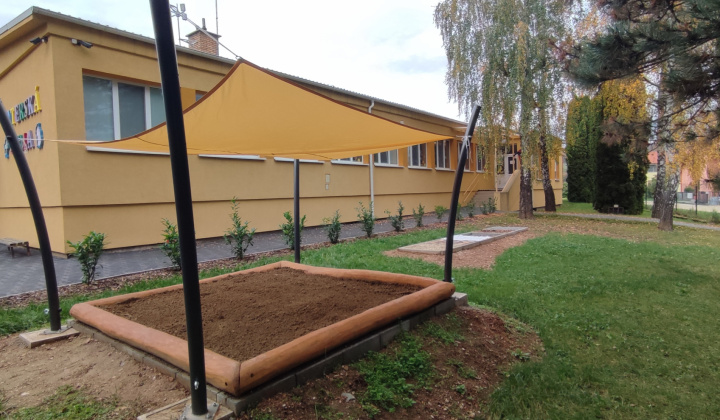 Detské ihriská a hracie prvky v MŠ Šemša
