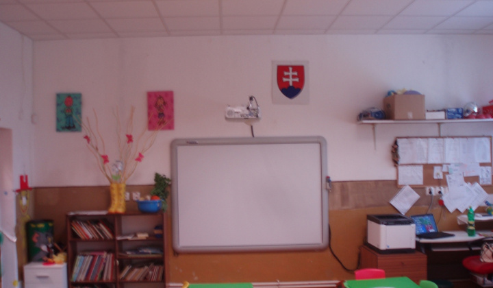 21. fotografia fotogalérie Rekonštrukcia ele.rozvodov a kazetových stropov ZŠ a MŠ 2014