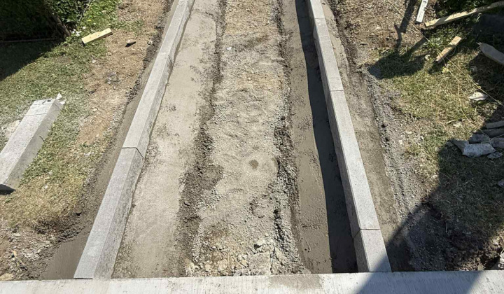 2. fotografia fotogalérie Rekonštrukcia chodníka k futbalovému ihrisku