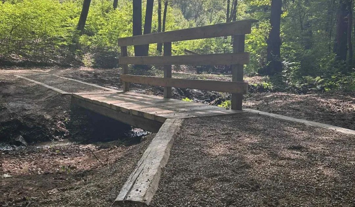 1. fotografia fotogalérie Výstavba nového mostíka - Kaplnka Semsey