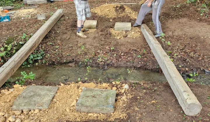 3. fotografia fotogalérie Výstavba nového mostíka - Kaplnka Semsey