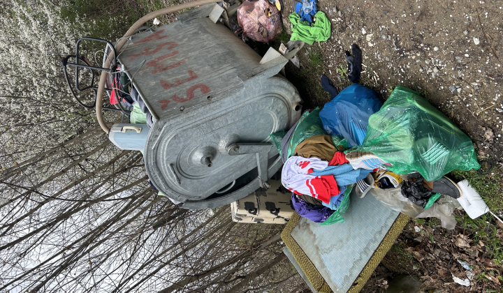 3. fotografia fotogalérie Aktuality / UPOZORNENIE PRE MAJITEĽOV NEHNUTEĽNOSTÍ V CHATOVEJ OBLASTI PAĽOVA HORA!!! - foto