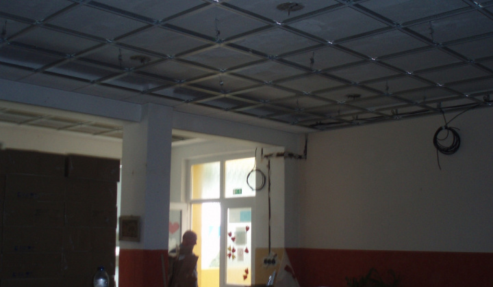 Rekonštrukcia ele.rozvodov a kazetových stropov ZŠ a MŠ 2014