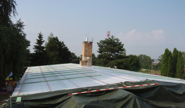 Rekonštrukcia-zateplenie strechy  a plášťa budovy ZŠ a MŠ 2013