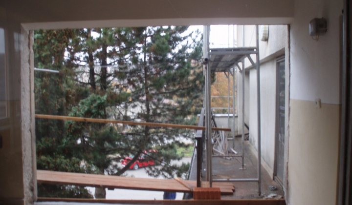 Rekonštrukcia viacúčelovej budovy 2010-2012
